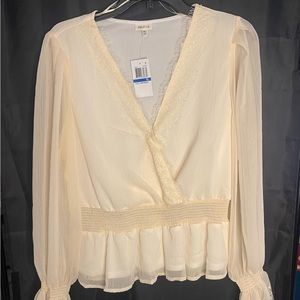 #121-Brand New Ivory Lightweight Long Sleeve Top made by Self Esteem(Brand New)